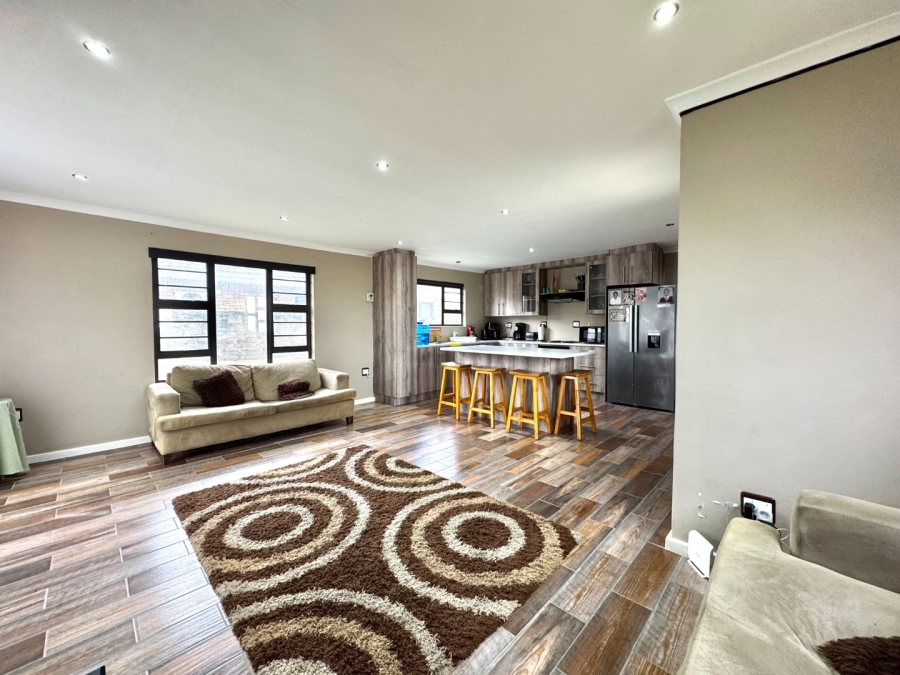 To Let 3 Bedroom Property for Rent in Bluewater Bay Eastern Cape